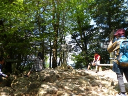 鳳来寺山